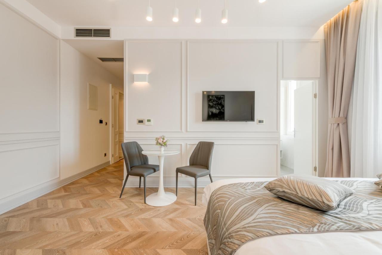 Luxury Rooms L'Avenue 2 Split Exterior foto